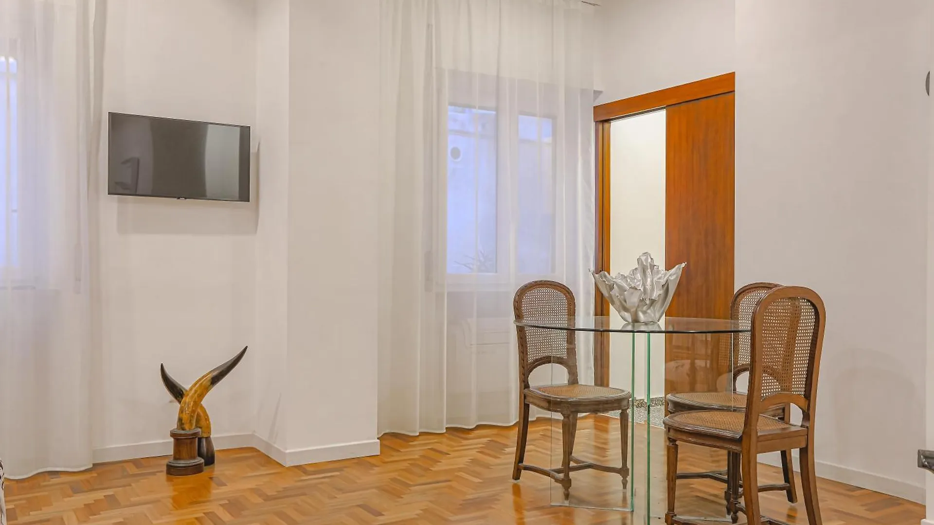 Piano 2 Roma Apartment
